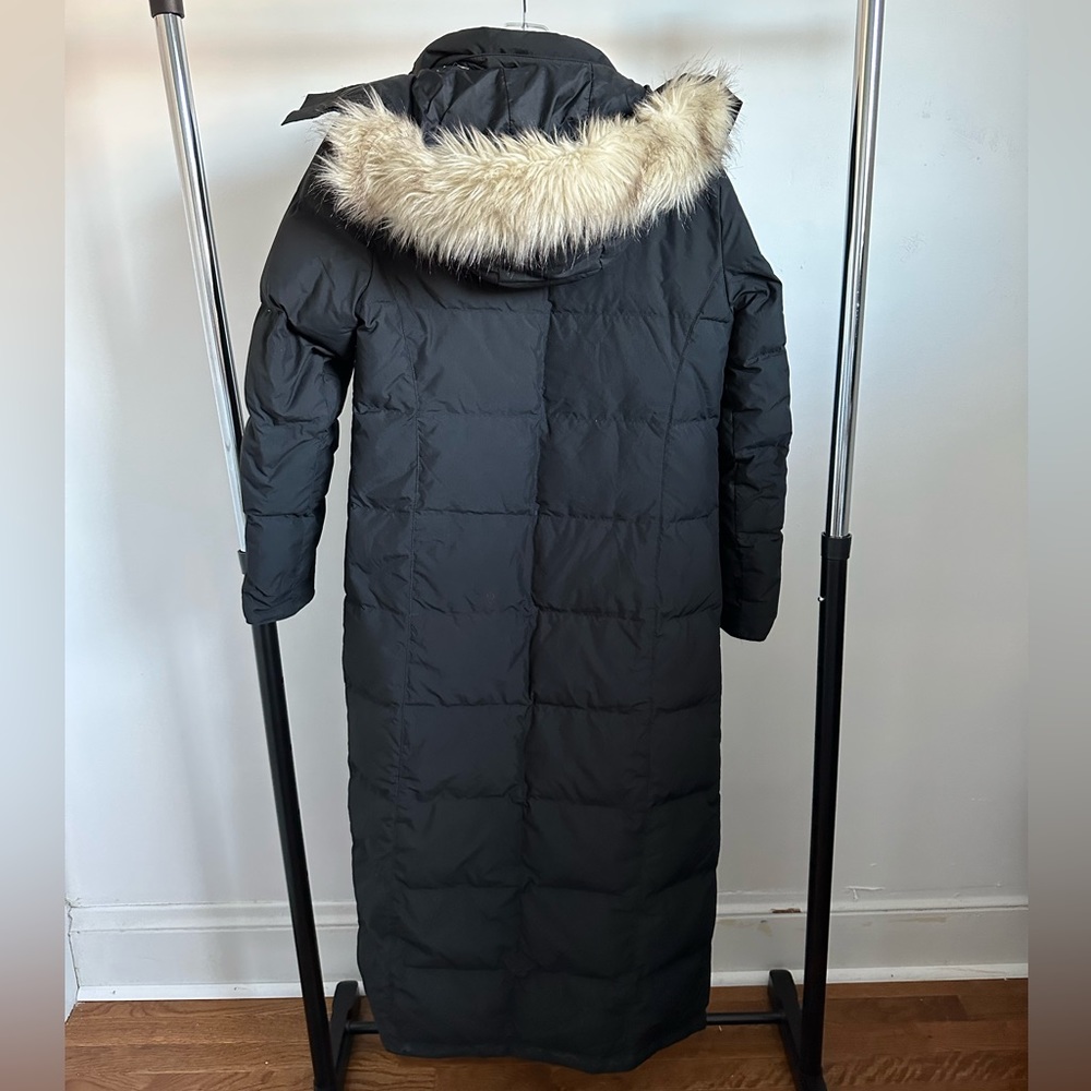 LL Bean XS Black Long Parka Faux Fur Hood